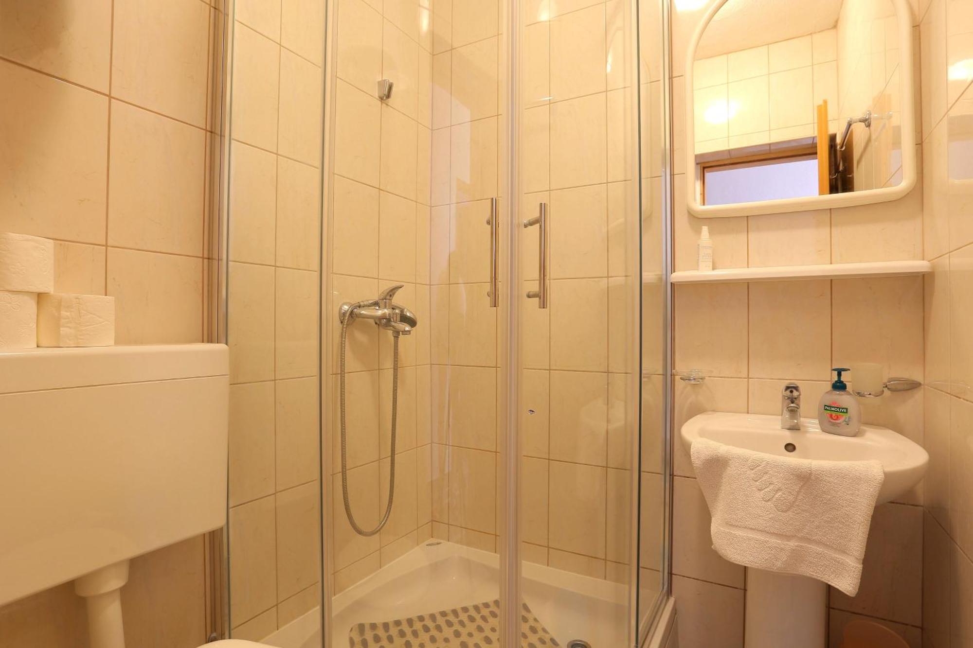 Apartments And Rooms With Parking Space Tucepi, Makarska - 5263 외부 사진