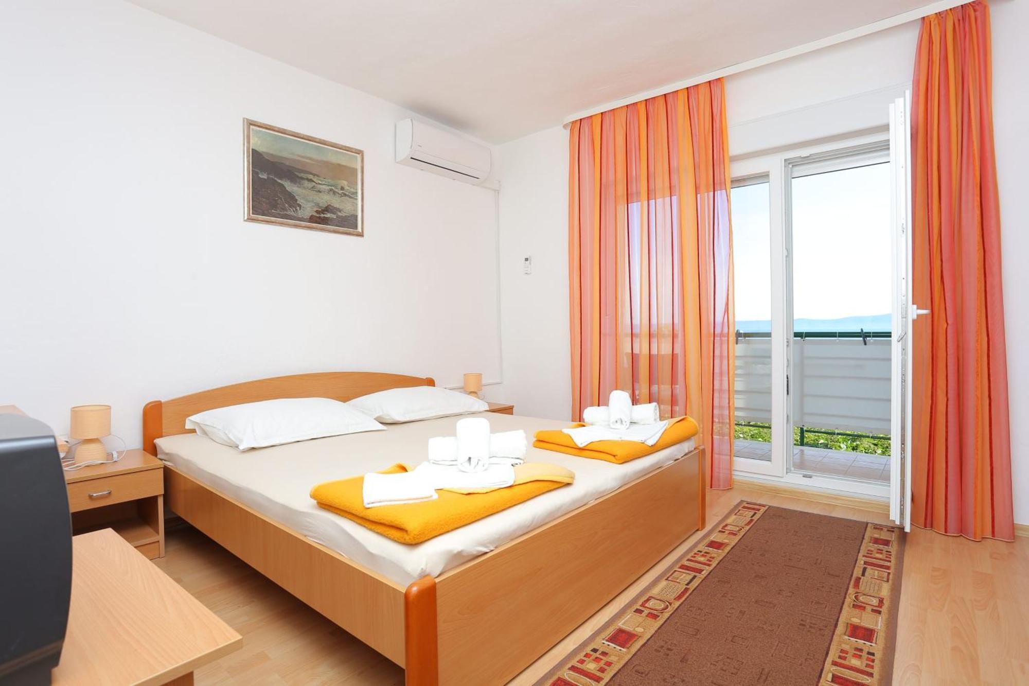 Apartments And Rooms With Parking Space Tucepi, Makarska - 5263 외부 사진