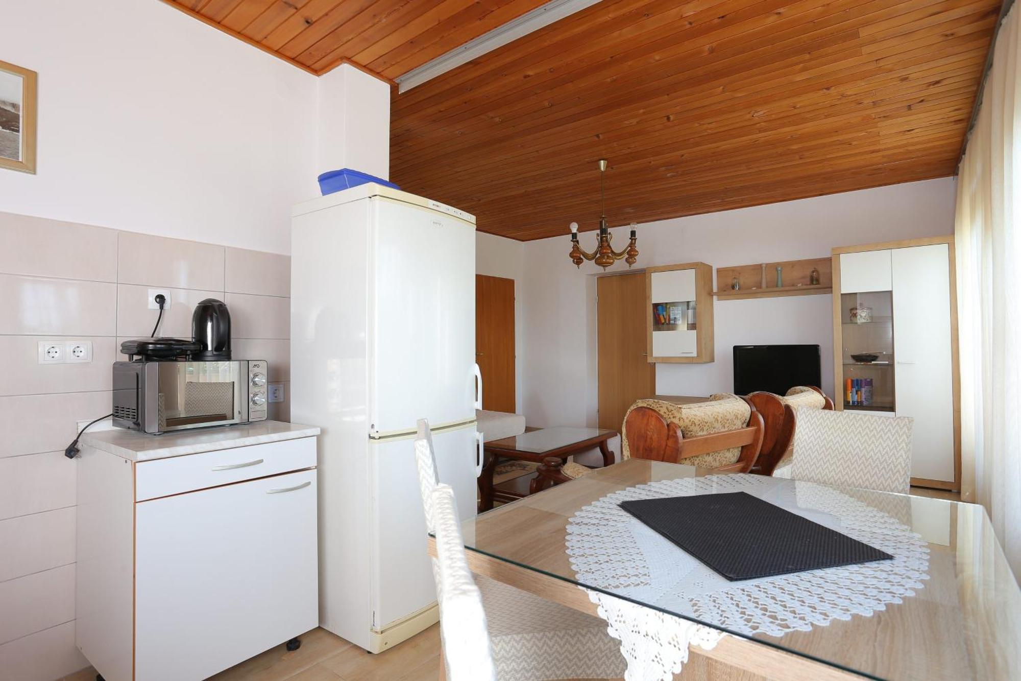 Apartments And Rooms With Parking Space Tucepi, Makarska - 5263 객실 사진